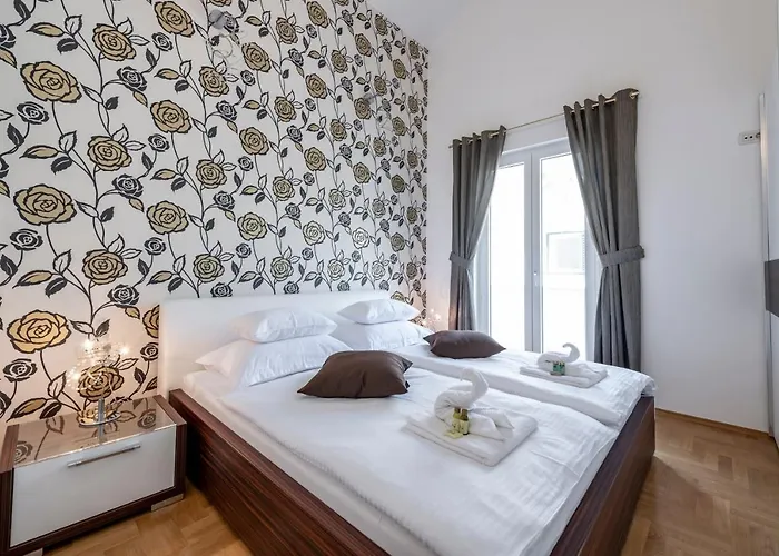 Magic Sunset Apartment